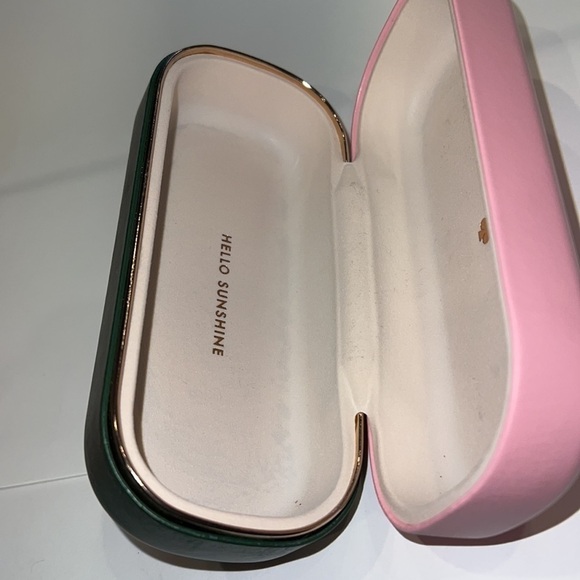 Kate Spade New York Green and Pink Hardshell Case - Picture 7 of 8